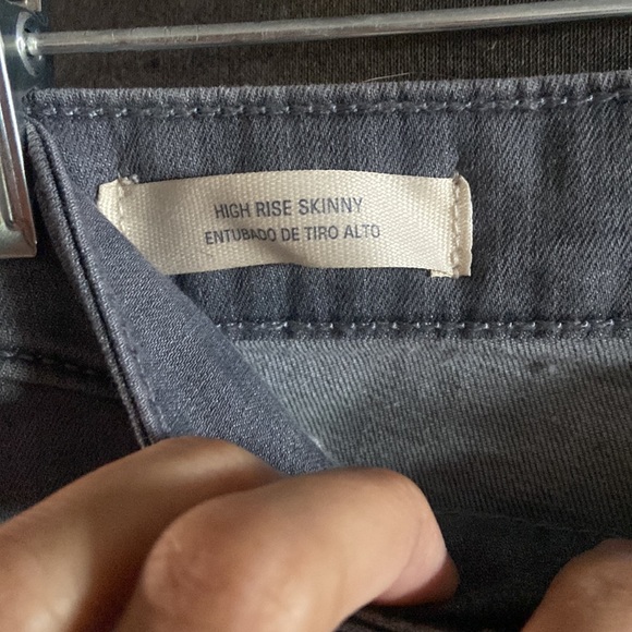 Universal Thread Women's High-Rise Skinny Jeans - Picture 4 of 11